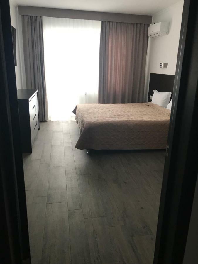 Hotel Neopolis à Polyana  Extérieur photo