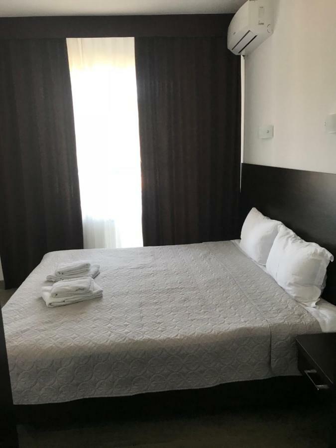 Hotel Neopolis à Polyana  Extérieur photo